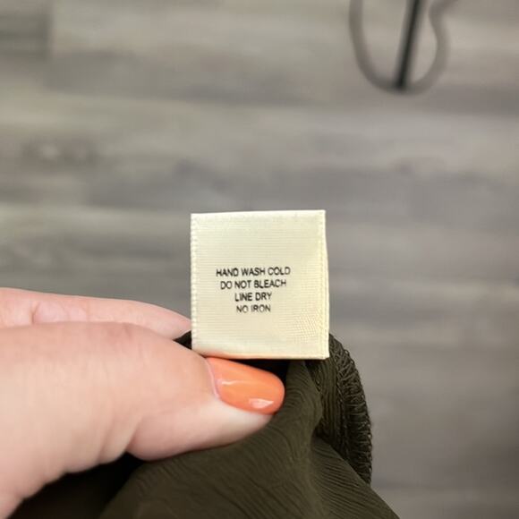 Double Zero Olive Green Sleeveless Blouse Size Small - Picture 10 of 10